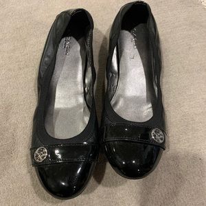 Coach flats